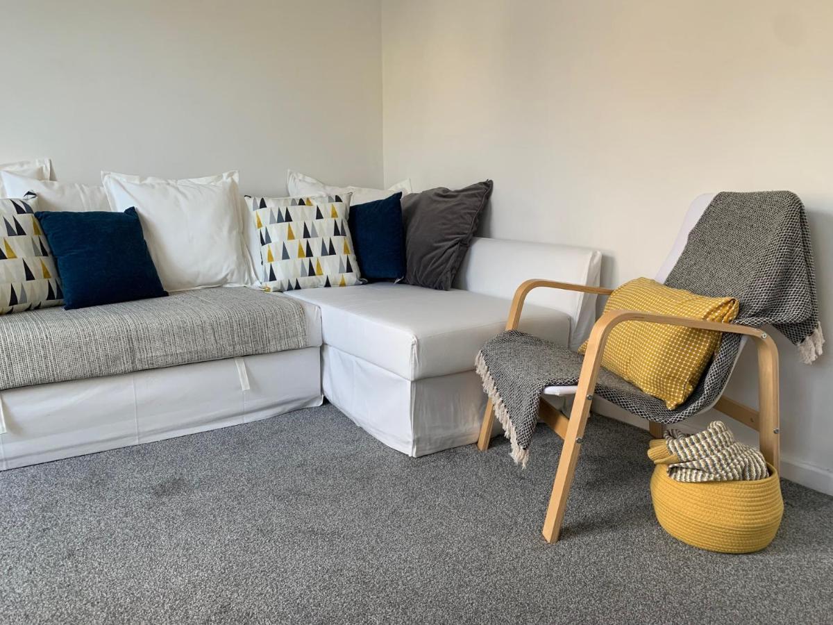 The Hideaway, Calm, Cozy, Dog Friendly Retreat Apartment Cheltenham Exterior photo